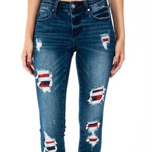 Kancan distressed buffalo plaid jeans. NWT